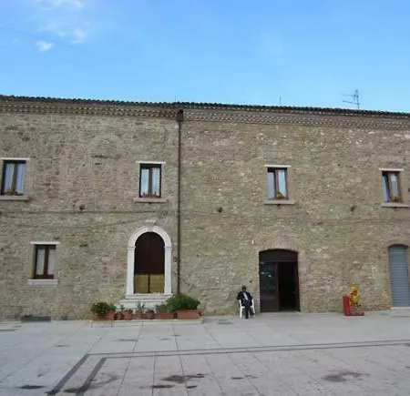 La Badia Banzi